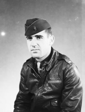 gc   portrait capt alexander r. johnston   ng274a